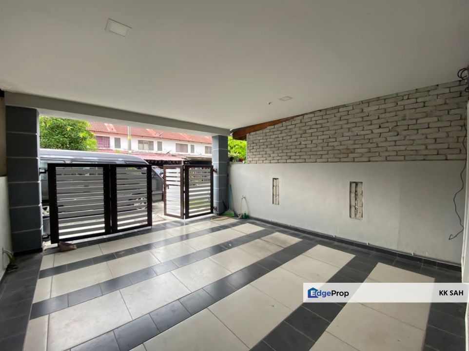 (RENOVATED) 2 STOREY @ TAMAN KANTAN PERMAI, Selangor, Kajang