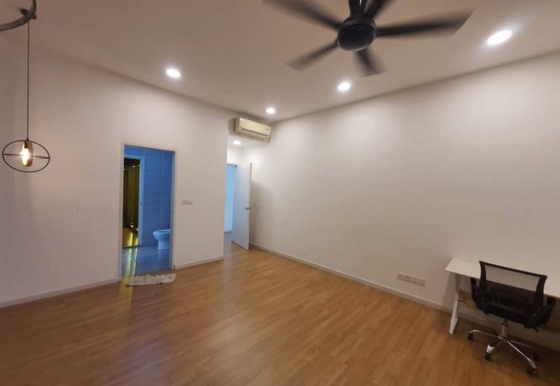 Parkfield Residences, Tropicana Heights