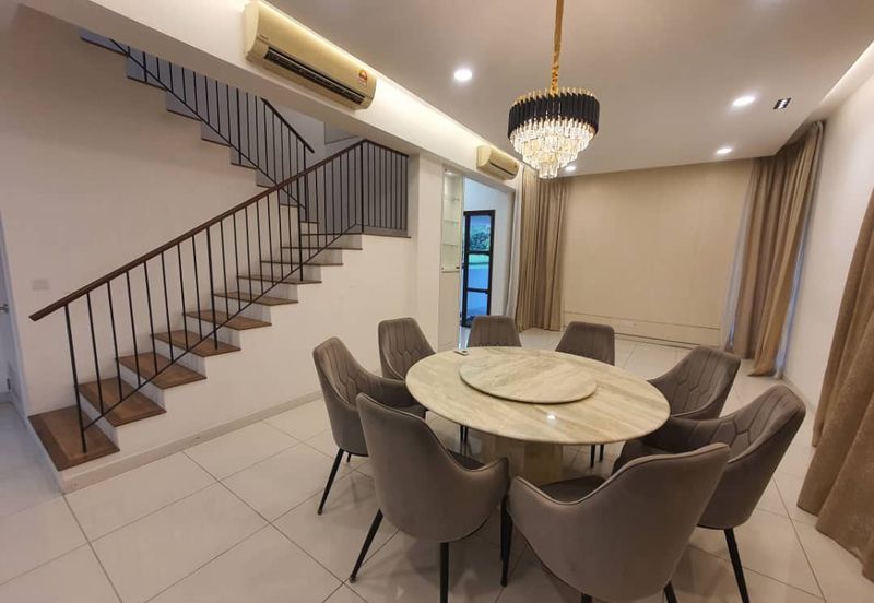 Parkfield Residences, Tropicana Heights