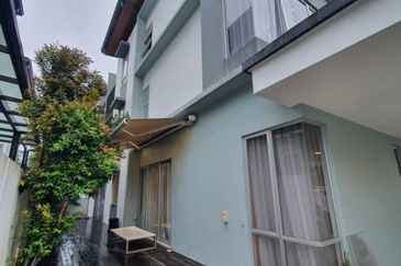 Parkfield Residences, Tropicana Heights