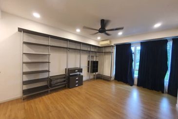 Parkfield Residences, Tropicana Heights