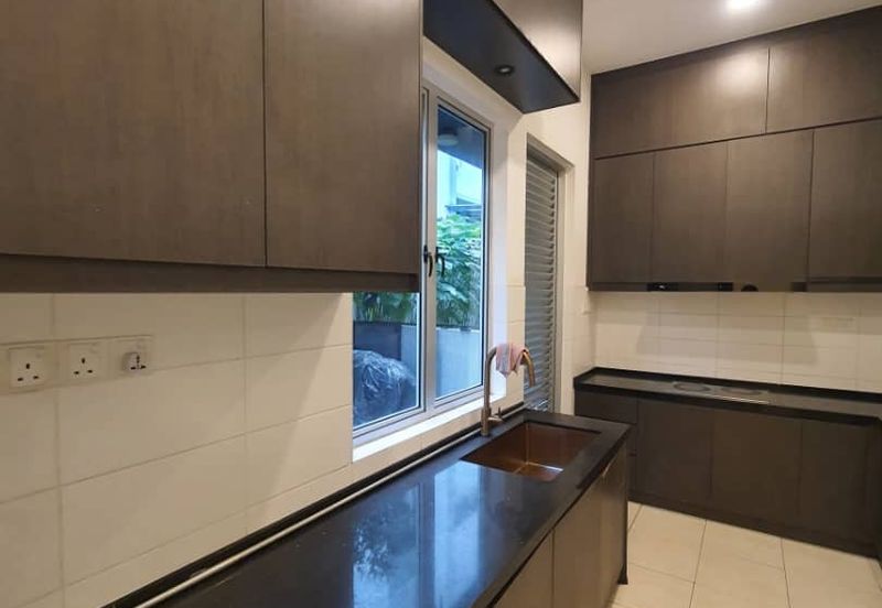 Parkfield Residences, Tropicana Heights