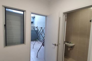 Parkfield Residences, Tropicana Heights