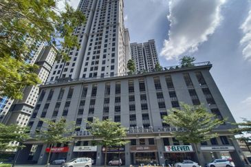 Equine Residence @ Equine Park