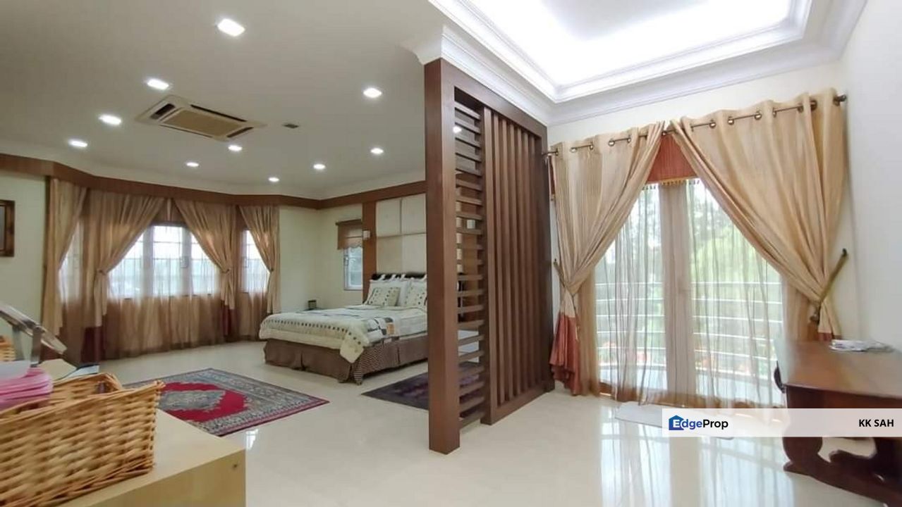 (13,000 SQFT) 2 STOREY BUNGALOW @ VILLA HEIGHTS, Selangor, Kajang