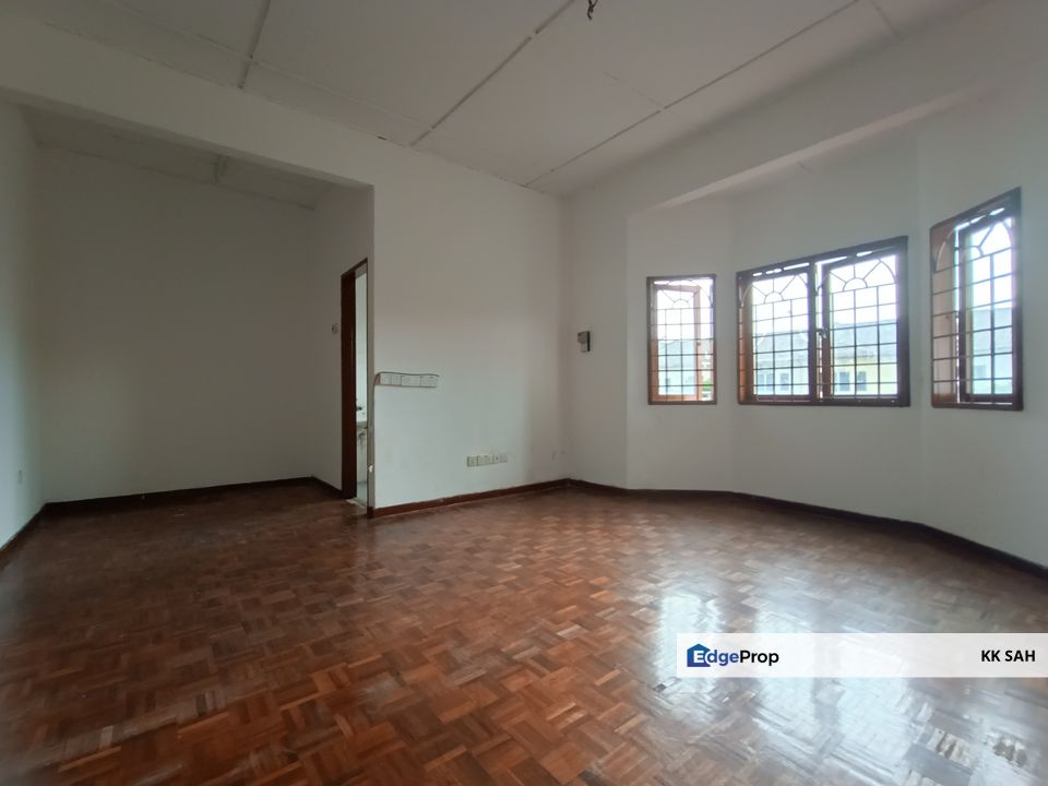 (FULLY EXTENDED UP & DOWN) 2 STOREY @ TAMAN KAJANG MEWAH, Selangor, Kajang