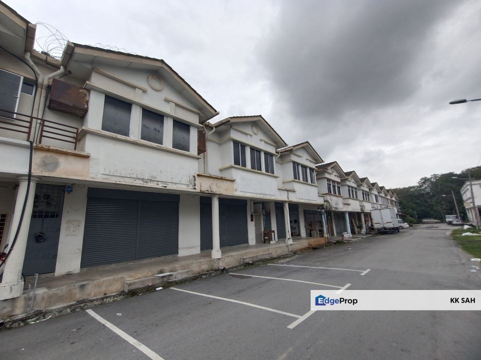 2 STOREY SHOP OFFICE @ TAMAN TASIK SEMENYIH, Selangor, Semenyih