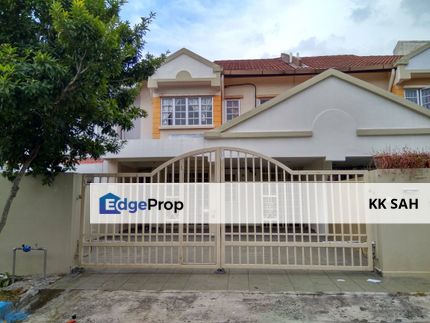 (RENOVATED + FURNISHED) 2 STOREY @ TAMAN KAJANG PRIMA, Selangor, Kajang