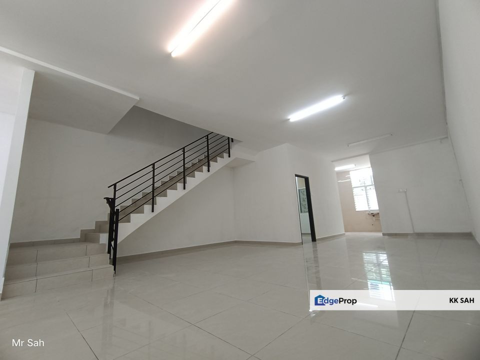(FULL LOAN + KITCHEN FULLY EXTENDED) 2 STOREY @ BANGI AVENUE, Selangor, Bangi