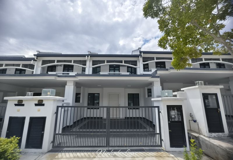 Cradleton @ Eco Majestic