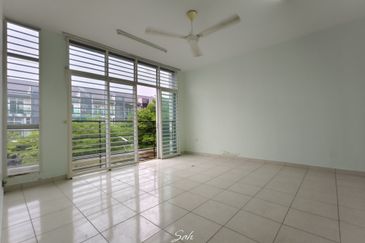 Bangi Avenue 3, Seksyen 7