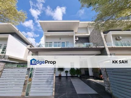 (40x80 RENOVATED) 2 STOREY SEMI-D @ K2 VILLAS, KAJANG 2, Selangor, Semenyih