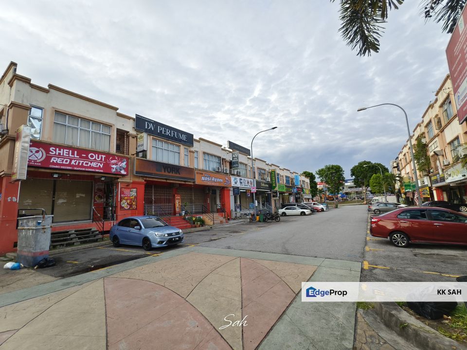 (GROUND FLOOR) SHOP LOT @ PRIMA SAUJANA, KAJANG, Selangor, Kajang