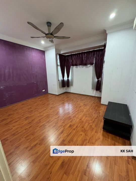 (22x70 FULLY RENOVATED) 2 STOREY @ TAMAN SUTERA, KAJANG, Selangor, Kajang