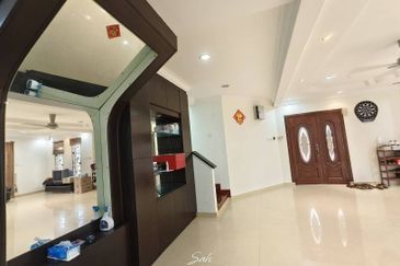 Bandar Tun Hussein Onn