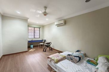 Bandar Tun Hussein Onn