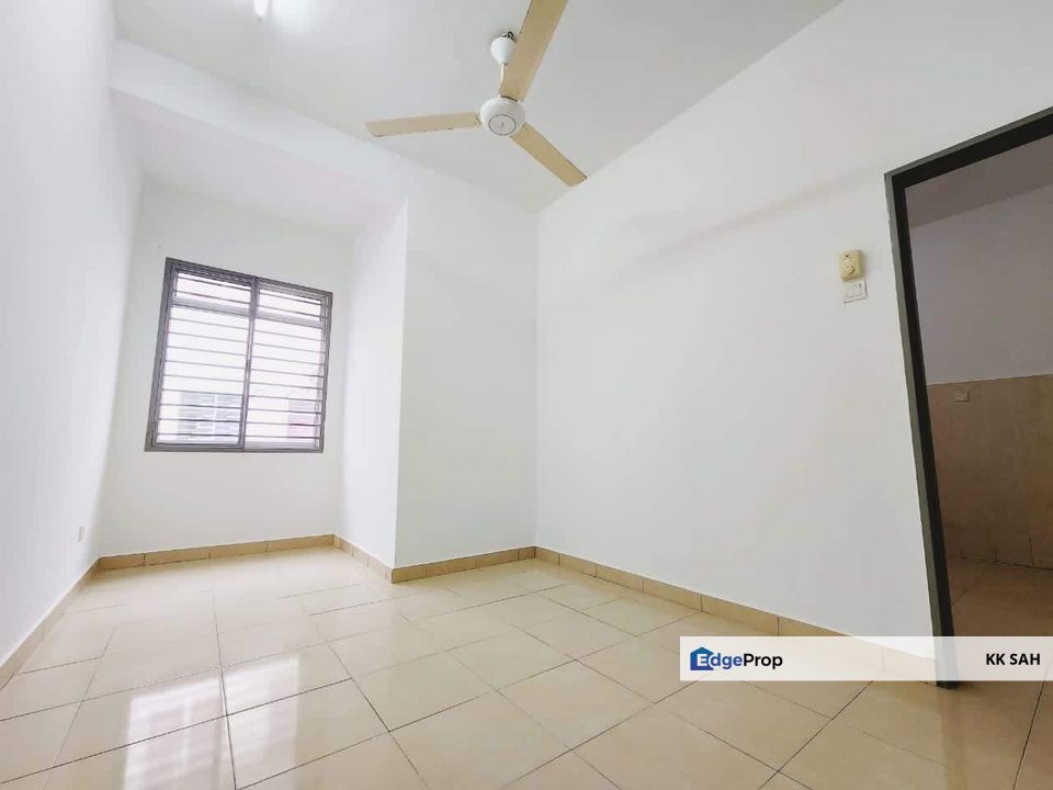 (MOVE IN CONDITION) 2 STOREY @ BANDAR TASIK KESUMA, SEMENYIH, Selangor, Semenyih