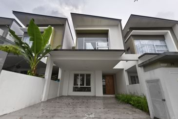 Parkfield Residences, Tropicana Heights