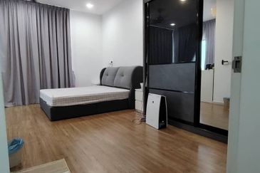 Parkfield Residences, Tropicana Heights