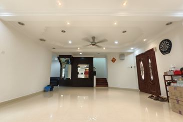 Bandar Tun Hussein Onn