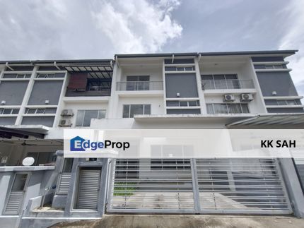 (CHEAPEST + SUPER BELOW MARKET) 3 STOREY SUPER-LINK @ TROPICANA HEIGHTS, Selangor, Kajang