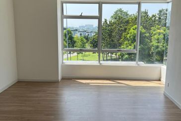 Parkfield Residences, Tropicana Heights