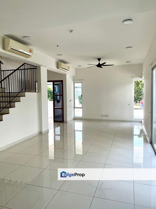 (FACING OPEN, EXTRA CAR PARK) 3 STOREY SEMI-D @ TROPICANA HEIGHTS, Selangor, Kajang