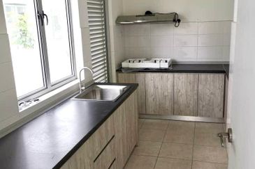 Parkfield Residences, Tropicana Heights