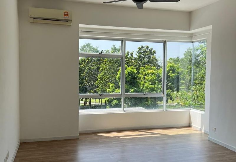 Parkfield Residences, Tropicana Heights