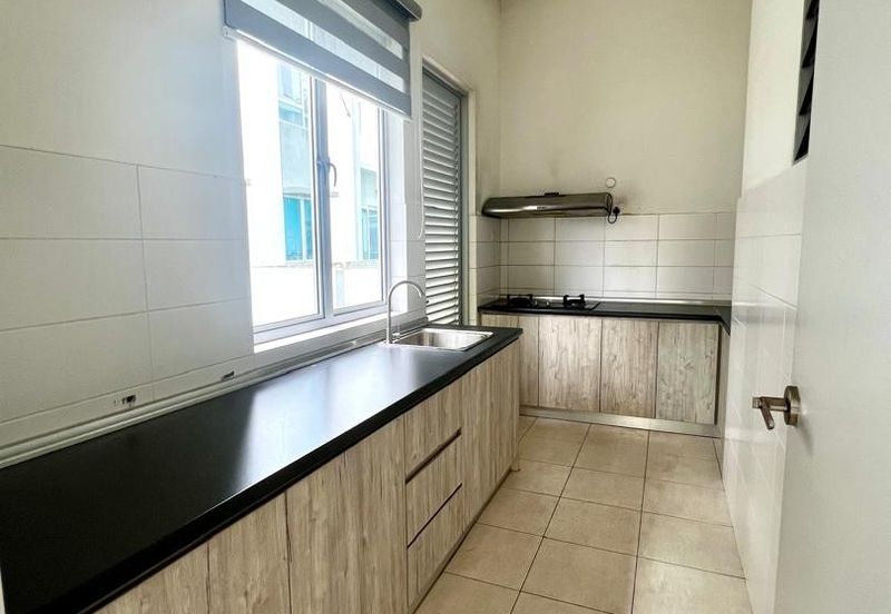 Parkfield Residences, Tropicana Heights