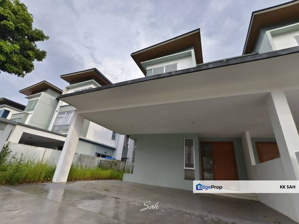 (FACING OPEN) 3 STOREY SEMI-D @ TROPICANA HEIGHTS, Selangor, Semenyih