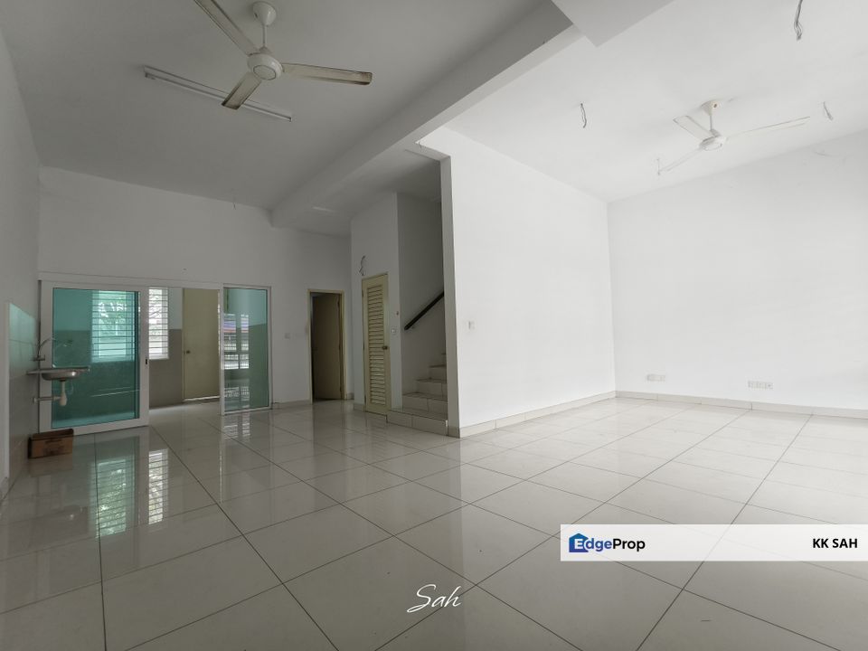 (26x60 BRAND NEW) 2 STOREY SUPERLINK @ TIARA SOUTH, SEMENYIH, Selangor, Semenyih