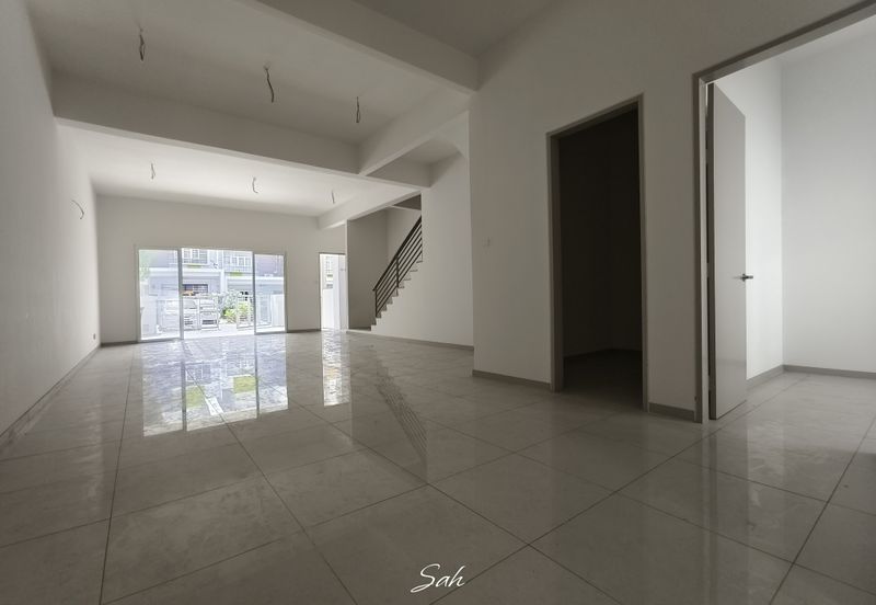 Semanja Park Terraces