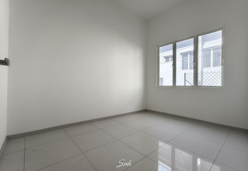 Semanja Park Terraces