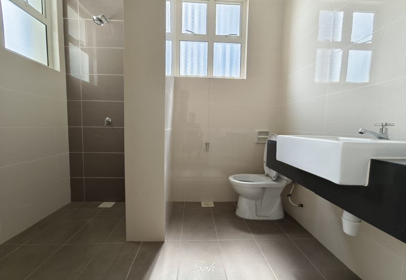 Semanja Park Terraces