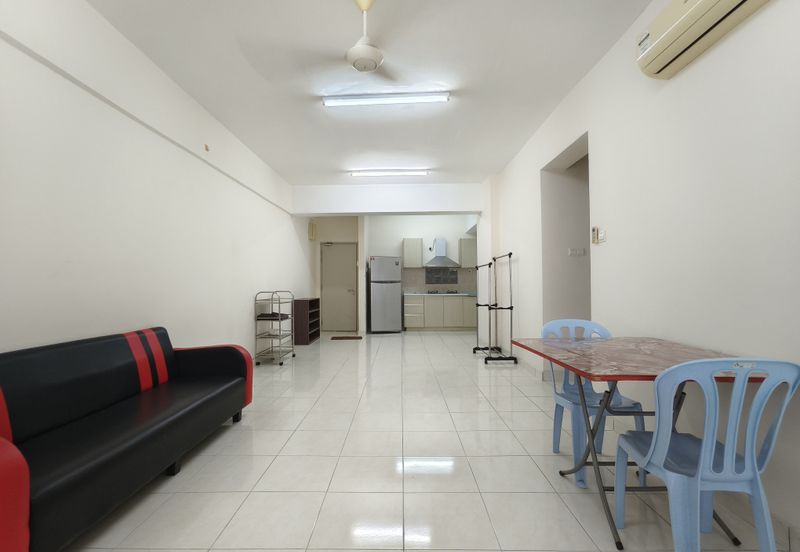 The Residence 1 @ Tiara South