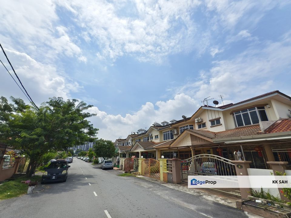 (FULL LOAN + MOVE IN CONDITION) 2 STOREY @ TAMAN BERJAYA BARU, Selangor, Kajang