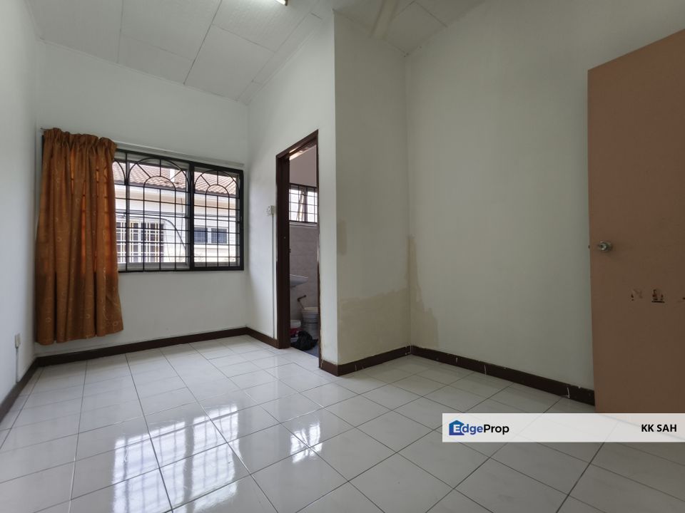 (FULL LOAN + MOVE IN CONDITION) 2 STOREY @ TAMAN BERJAYA BARU, Selangor, Kajang