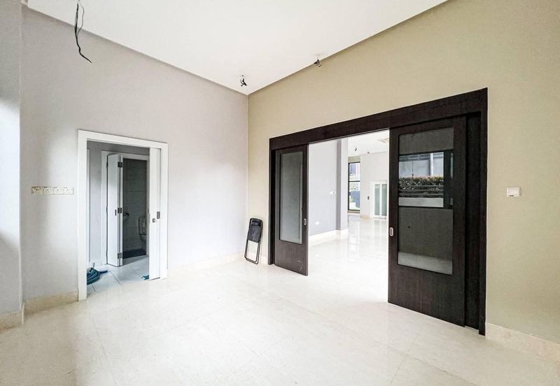 Perdana Lakeview East