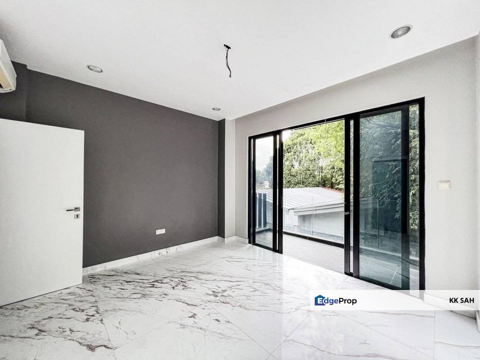 (LUXURY BRAND NEW) 3 STOREY BUNGALOW @ PERDANA LAKEVIEW EAST, Selangor, Cyberjaya