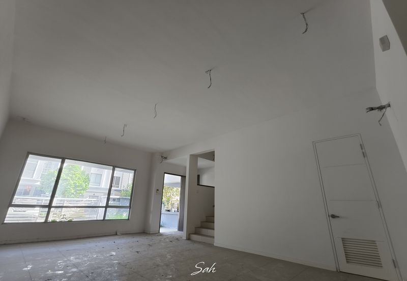 Parkfield Residences, Tropicana Heights