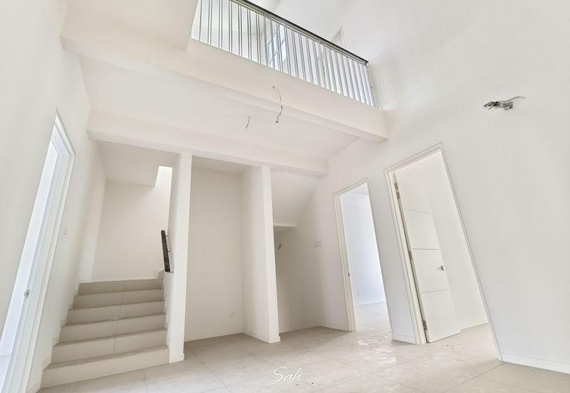 Parkfield Residences, Tropicana Heights