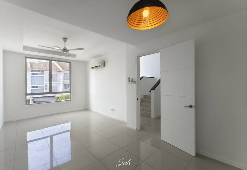 Fairfield Residences, Tropicana Heights