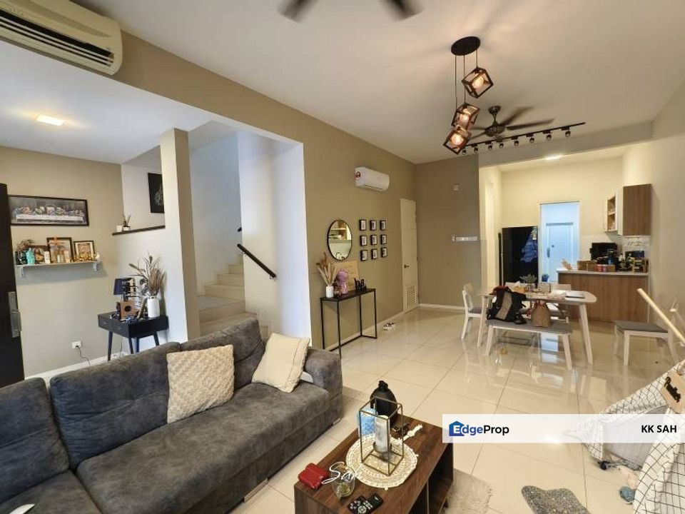 (MOVE IN CONDITION) 2 STOREY @ TROPICANA HEIGHTS, Selangor, Kajang