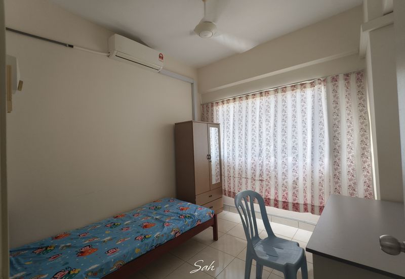 The Residence 1 @ Tiara South