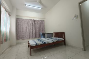 The Residence 1 @ Tiara South