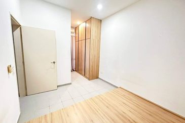 Elmera @ Setia Ecohill 2