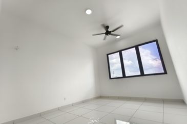 Kiara Plaza Service Apartment @ Semenyih