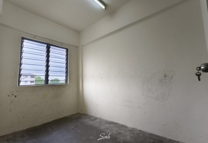 Pangsapuri Orkid, Bandar Mahkota Cheras