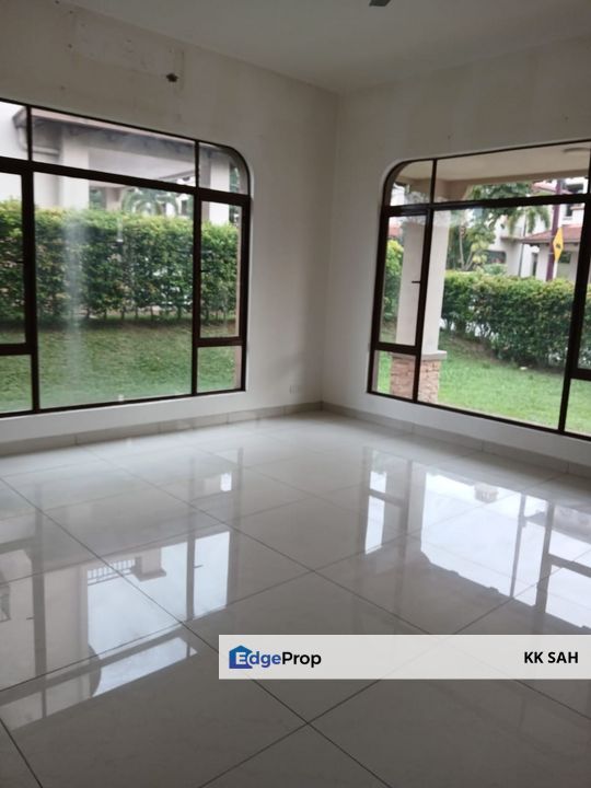 (FULL LOAN + GOOD CONDITION) 3 STOREY BUNGALOW HOUSE @ DIAMOND CITY, Selangor, Semenyih